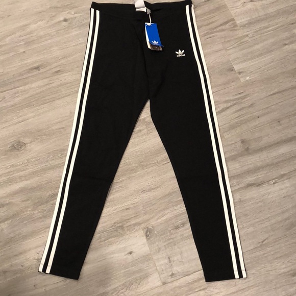 adidas Pants - 🌸New Arrival🌸 Adidas Originals Women’s Leggings